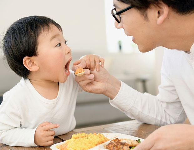 お口の健康には「食育」も大切です